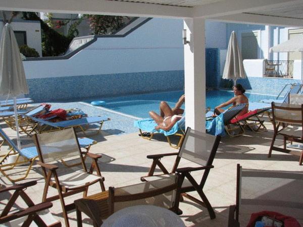 Glaros Hotel Apartment Agia Galini Extérieur photo
