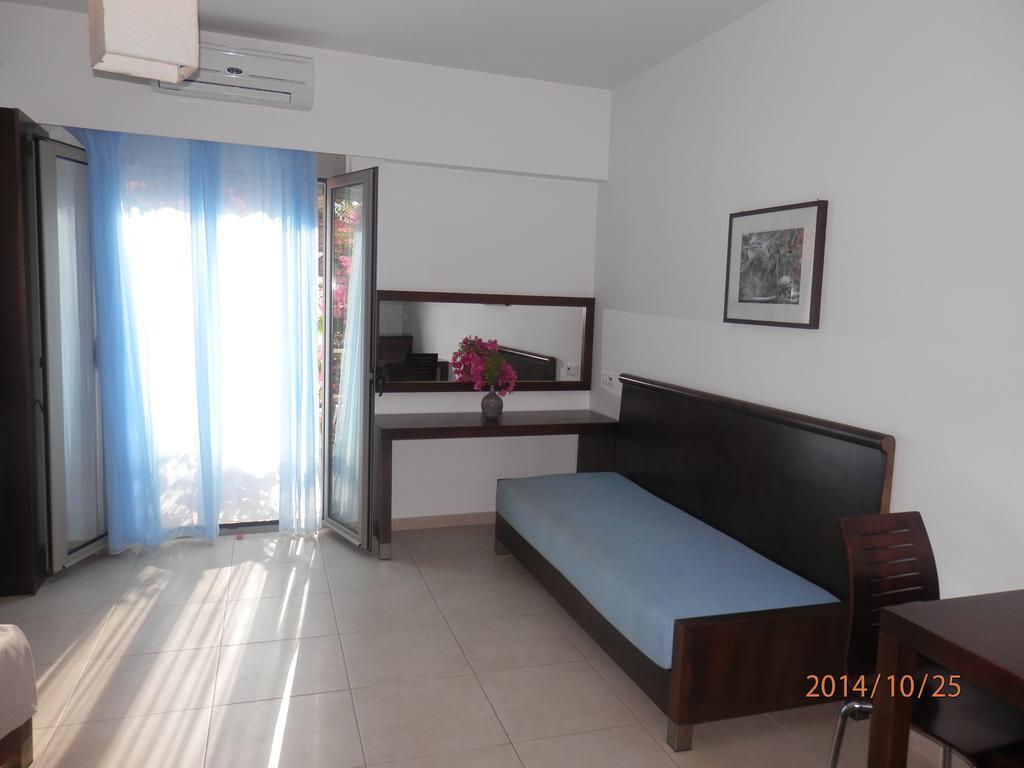 Glaros Hotel Apartment Agia Galini Chambre photo