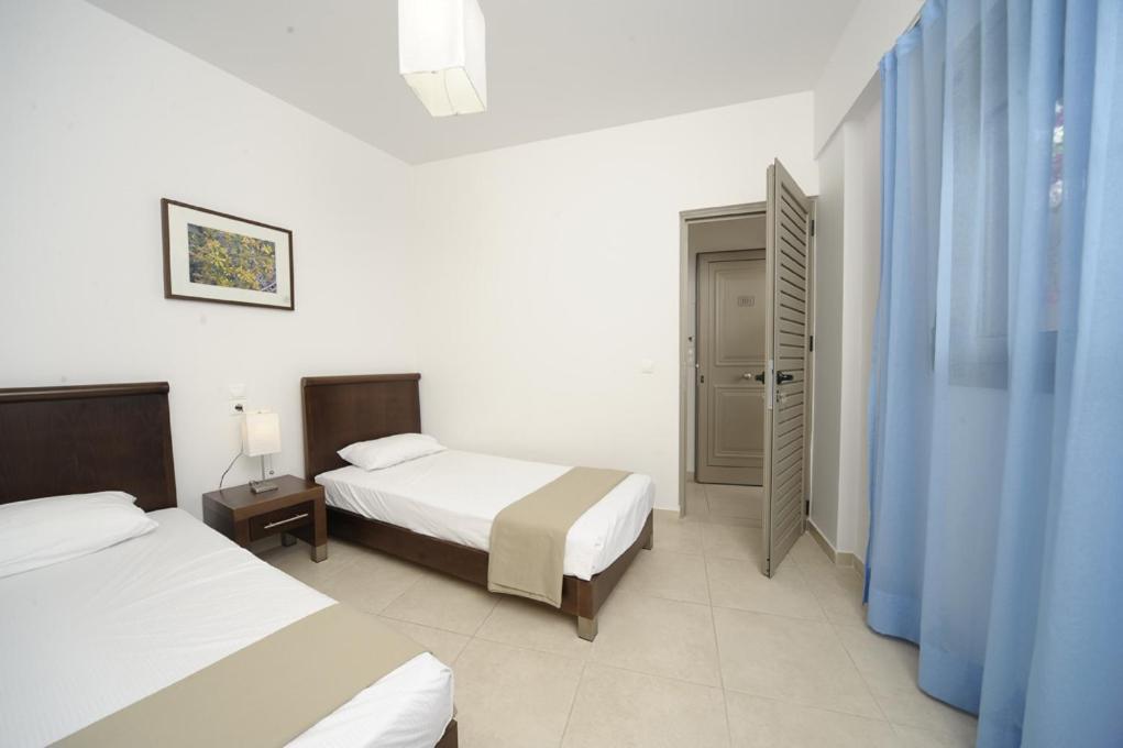 Glaros Hotel Apartment Agia Galini Extérieur photo