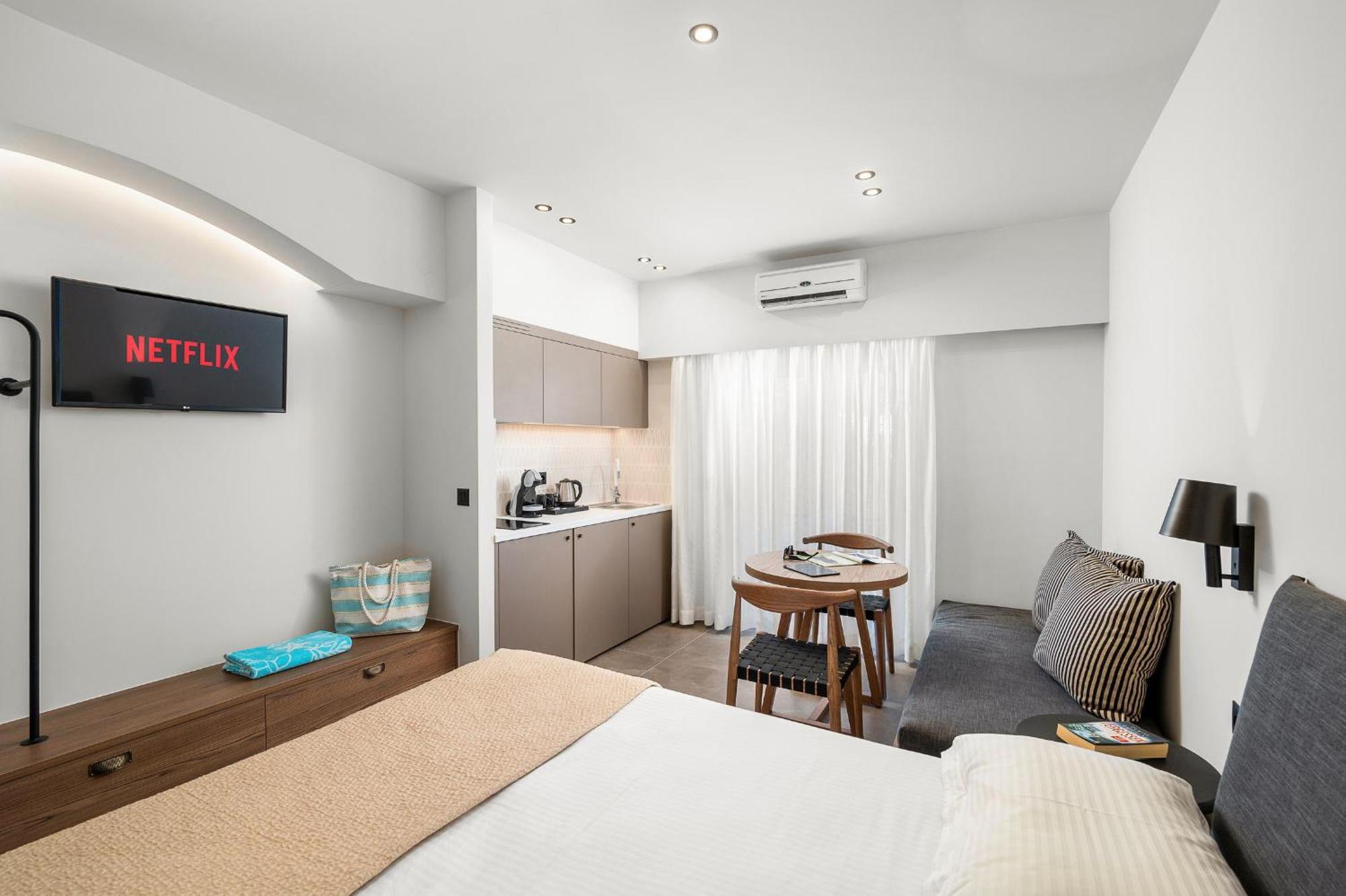 Glaros Hotel Apartment Agia Galini Extérieur photo