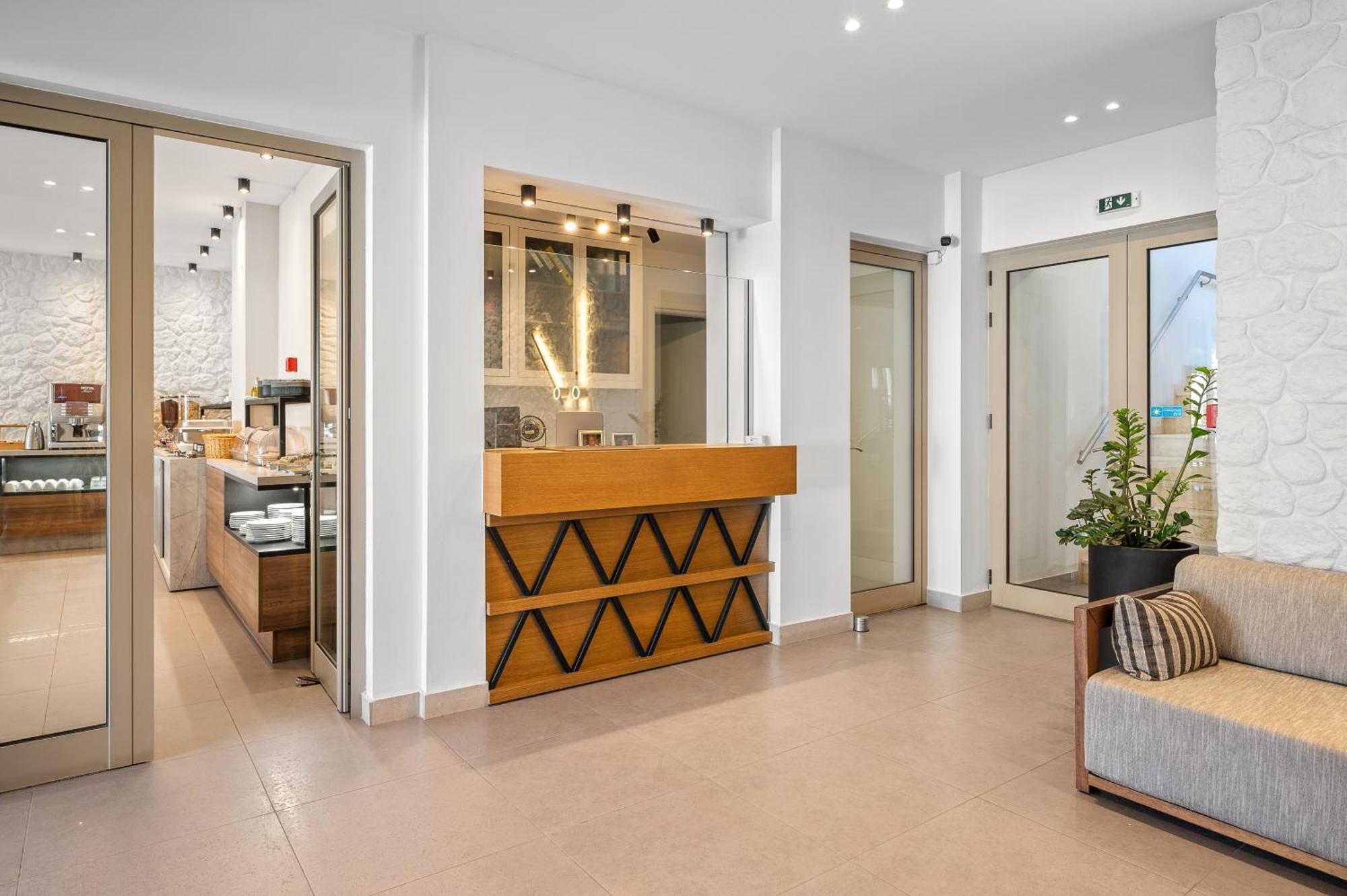 Glaros Hotel Apartment Agia Galini Extérieur photo